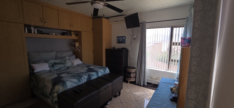 4 Bedroom Property for Sale in Roylglen Gardens Northern Cape